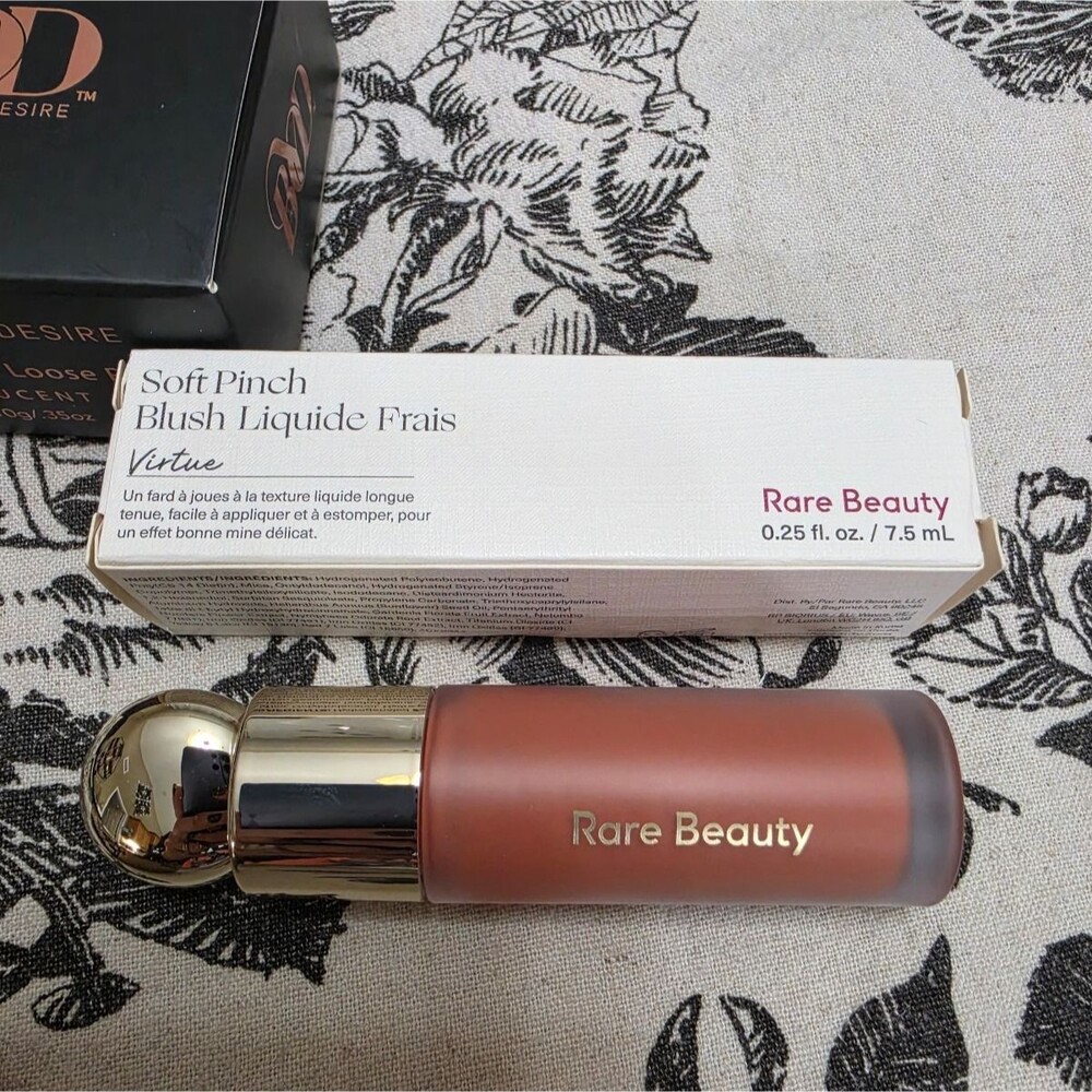 Hourglass & Rare Beauty Blush + BOD Translucent Powder Bundle Value $100 - Picture 4 of 12